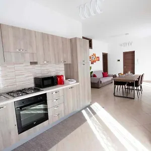 https://casa-vacanza-da-marisa.sicilyhotelsitaly.net