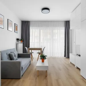 Nowoczesne I Eleganckie Very Berry W Poznaniu By Renters Apartament Poznań