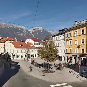 Hidden Gem In With Free Parking , Innsbruck Oostenrijk