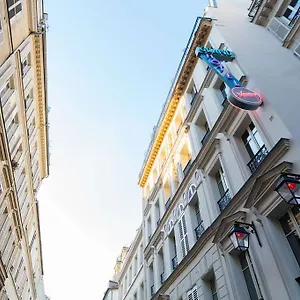 Grand Amour Hotell Paris