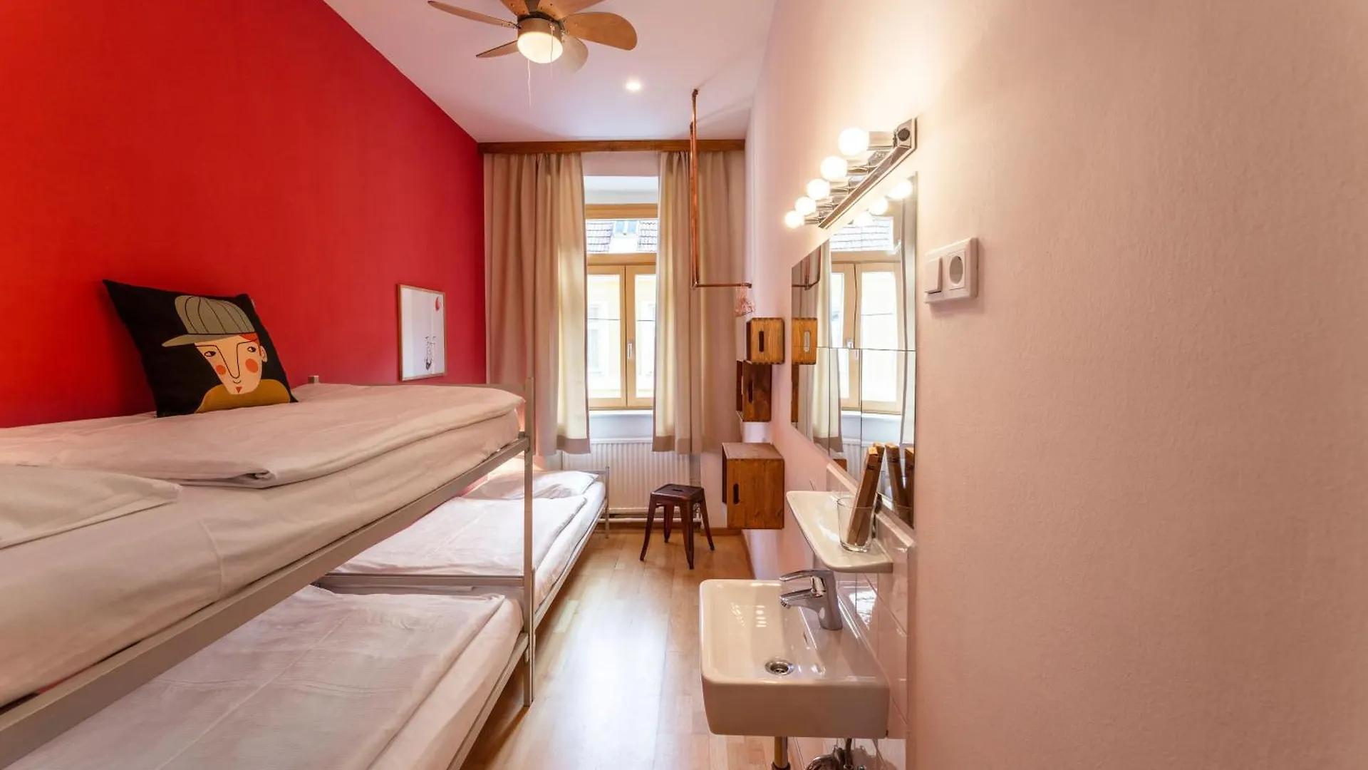 Vienna Hostel Ruthensteiner 0*,  Österrike
